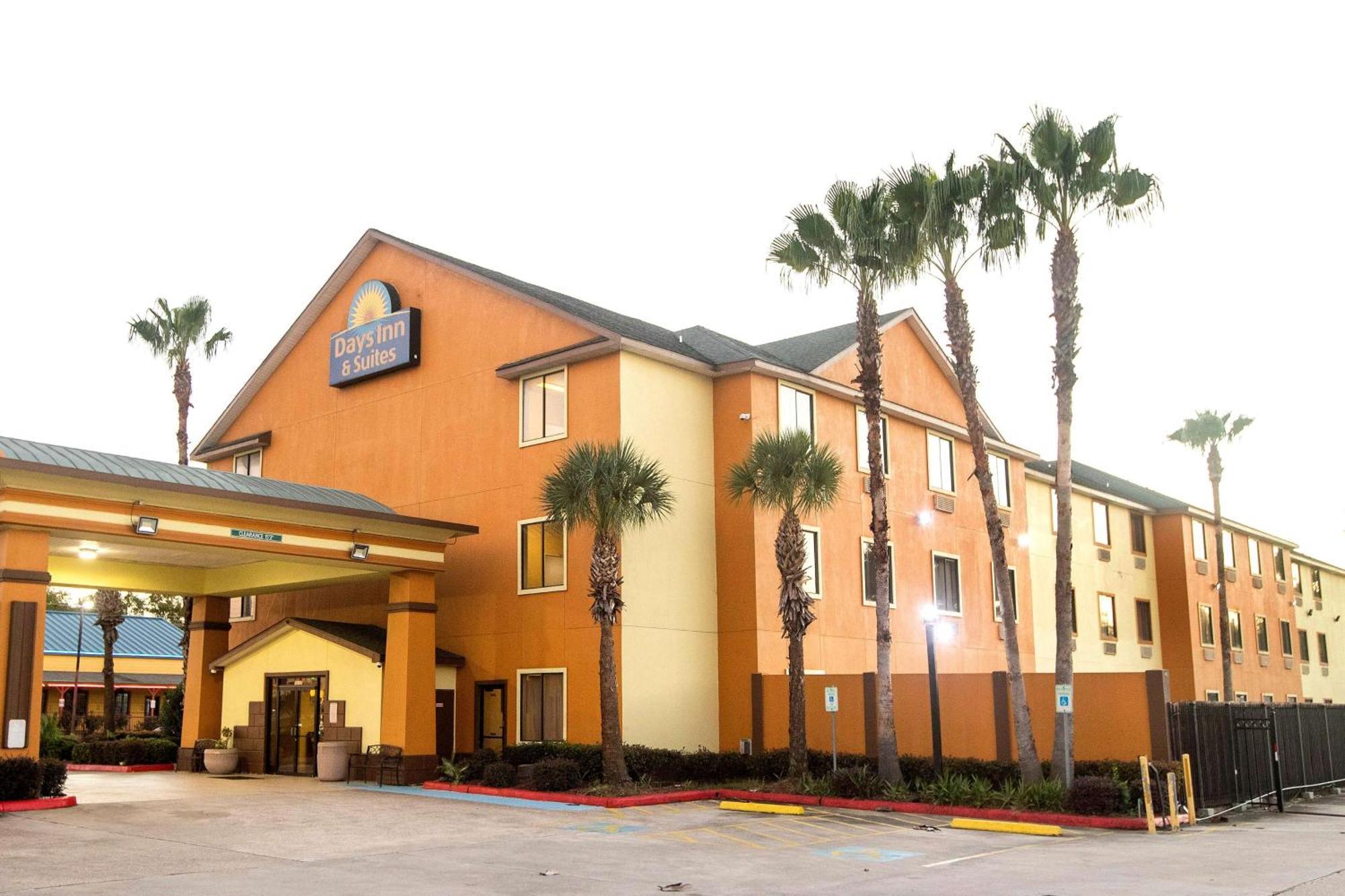 Days Inn & Suites By Wyndham Houston North/Aldine Exterior foto